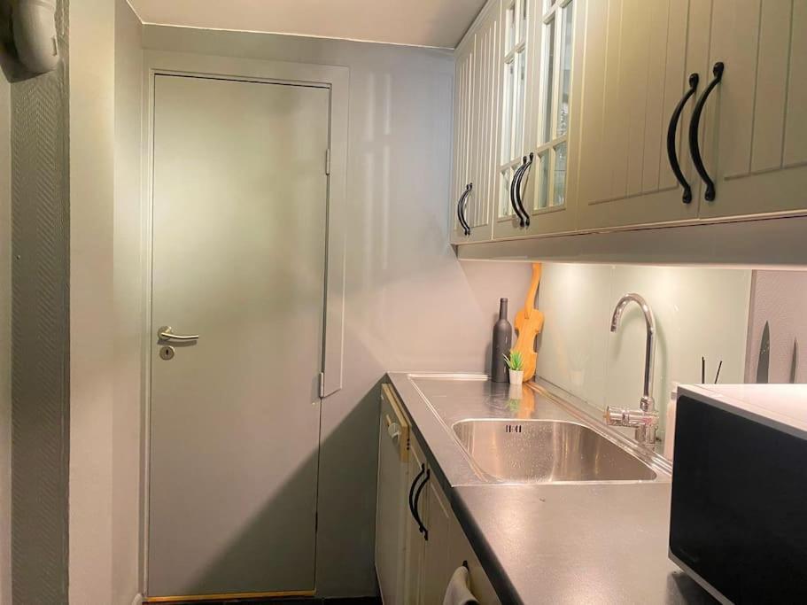 Cosy And Well-Equipped Apartment With Free Parking Trondheim Kültér fotó